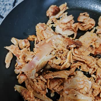 Hazır Dönerin Çiğ Çıkması Hem Sağlığımı Hem Güvenimi Riske Attı