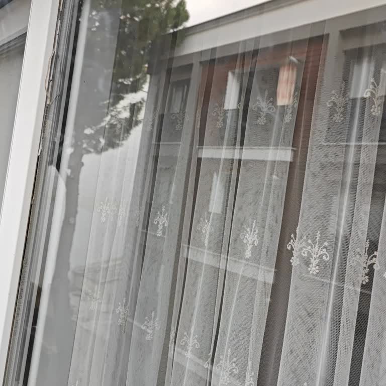 FıratPen Kapı Ve Pencerelerde Kısa Sürede Ciddi Fitil Ve İzolasyon Sorunları