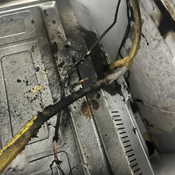 Arçelik Kendiliğinden Yanan Ocak Ve 4 Aydır Çözülmeyen Güvenlik Sorunu