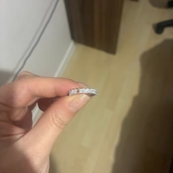 Nişan Yüzüğümde Tekrar Eden Taş Düşme Sorunu Mağduriyet Yaratıyor