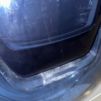 Çamaşır Makinesindeki Çift Kapak Tasarım Hatası Nedeniyle Kullanım Sorunu