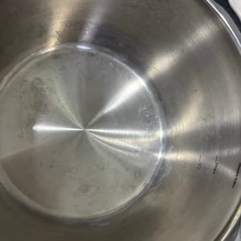 İlk Kullanımda Paslanan Ve Lekelenen Düdüklü Tencere Hayal Kırıklığı