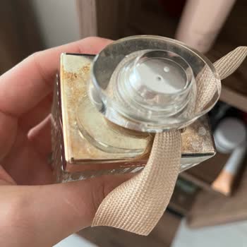 Aldığım Chloe Parfümde Kalıcılık Ve Yağlanma Sorunu, Orijinallik Şüphesi