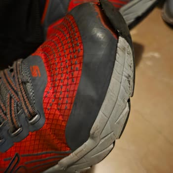 Kısa Sürede Deforme Olan Skechers Ayakkabıya Ret Ve Yetersiz Açıklama