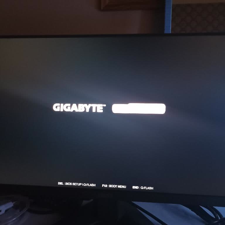 İncehesap Aldığım Bilgisayar İlk Günden Arızalandı, Çözüm Ve Bilgilendirme Bekliyorum