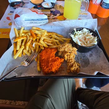 Doyuyo Kent Meydanı Şubesinde Kötü Hijyen Ve İlgisiz Personel Deneyimi