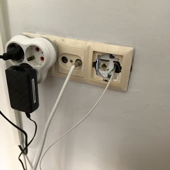 Fiber Kablo Kurulumunda Özensizlik Ve İletişim Sorunu