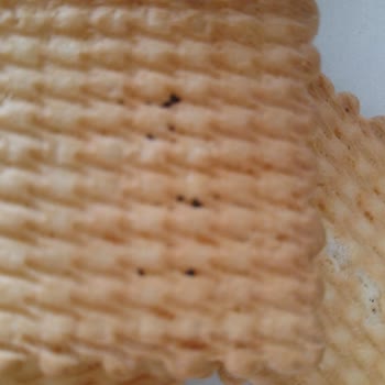 Kapalı Paketteki Bisküvilerde Siyah Noktalar Ve Kontrol Eksikliği