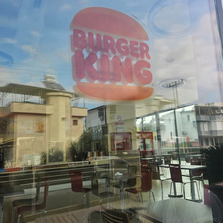 Burger King Didim Şubesinde İnternet Olmaması Büyük Hayal Kırıklığı Yarattı