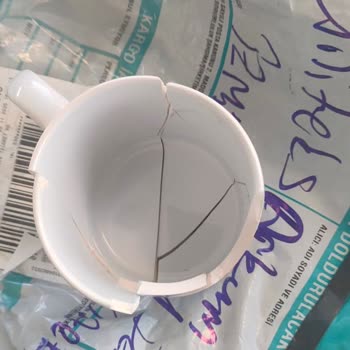 Kargodaki Seramik Eşya Kırık Çıktı, Mağduriyetimin Giderilmesini İstiyorum