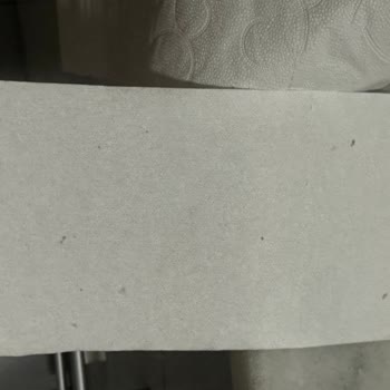 Selpak Tuvalet Kağıdında Lekeler Ve İletişim Sorunu