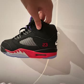 Yanlış Ürün, Cevapsız Mağaza: Param Da Ayakkabım Da Yok!