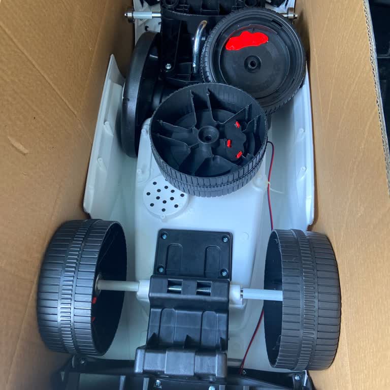 Eksik Parçalı Ürün Ve Mağaza Çalışanının Saygısız Tavrı