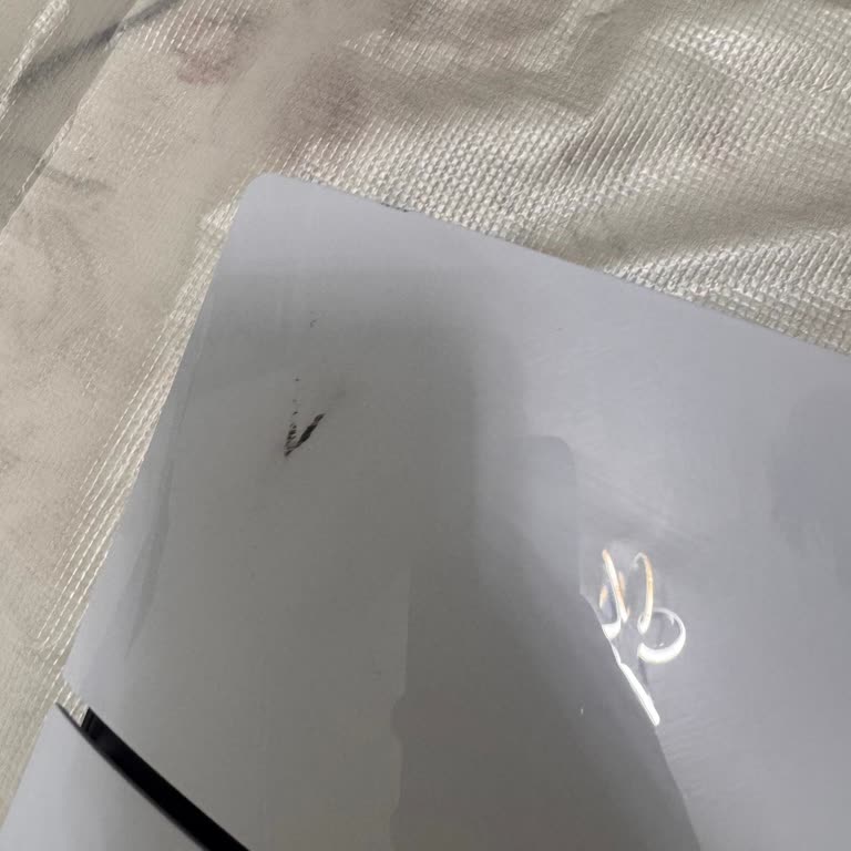 Sıfır PlayStation 5'te Çizik Ve Donma Sorunu, Değişim Talebim Var