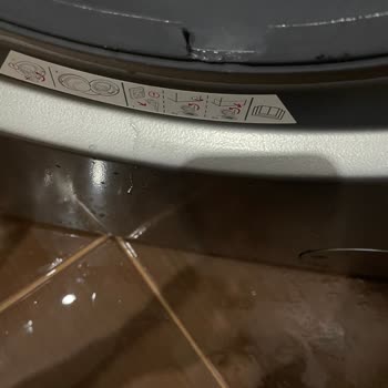 Yeni Alınan Çamaşır Makinesinde Lastik Kopması Ve Garanti Kapsamında Ücret Talebi