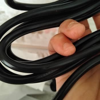 Amazon Sent Babyliss Shine Pro 6713DE Used And Scratched Instead Of New