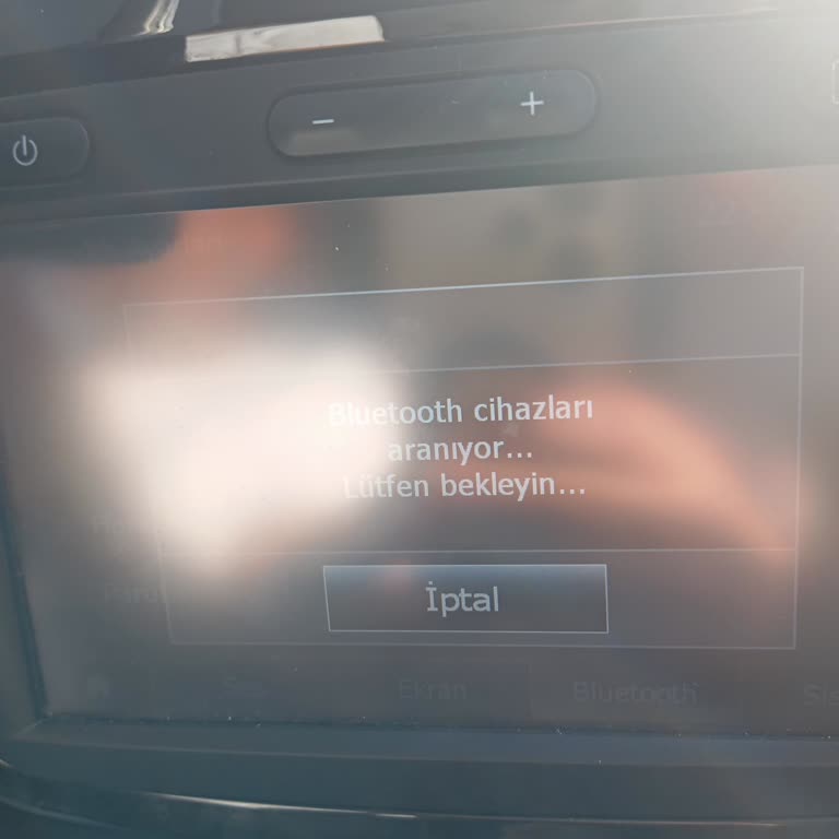 Renault Captur'da Sürekli Tekrarlayan Bluetooth Bağlantı Sorunu