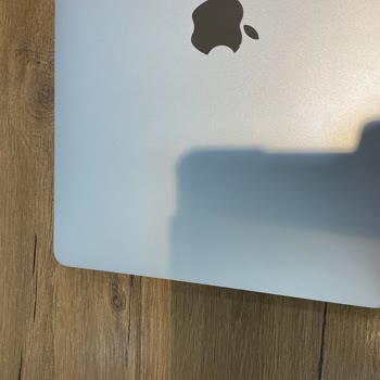 Darbe Almayan Macbook Air Ekran Arızası Garanti Dışında Bırakıldı