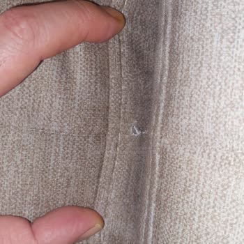 Yeni Alınan Koltuklarda Deformasyon Ve Yırtık, Servis Çözüm Sunmadı