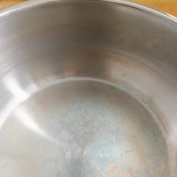 Yeni Satın Alınan Tencere Setinde Renk Değişimi Ve Müşteri Hizmetleri İlgisizliği