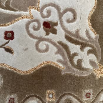 Halılar Kirli Ve Kötü Kokulu Teslim Edildi, Firma İlgilenmedi