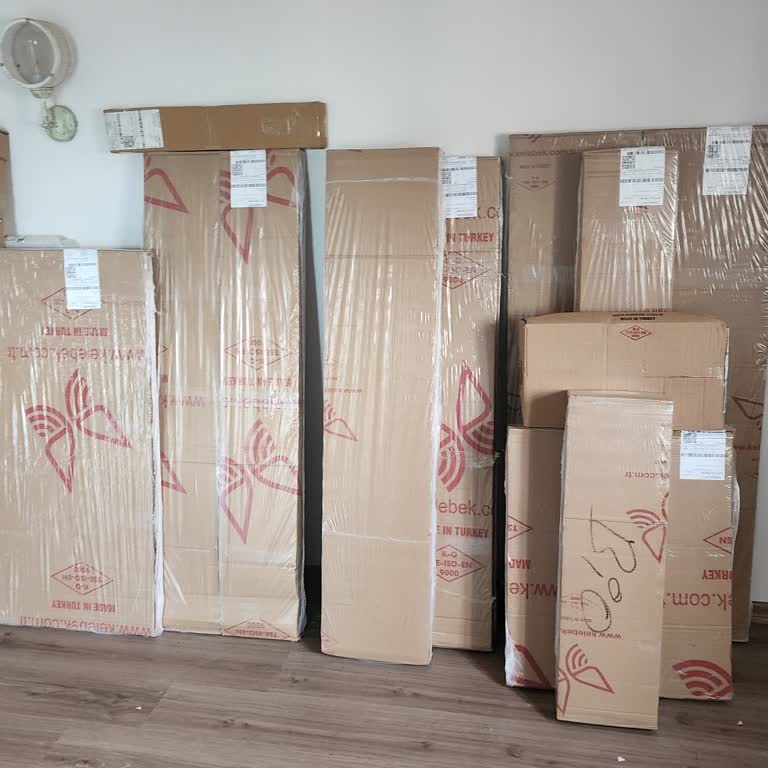 Kelebek Mobilya'dan Eksik Ve Kurulmamış Genç Oda Takımıyla Mağduriyet