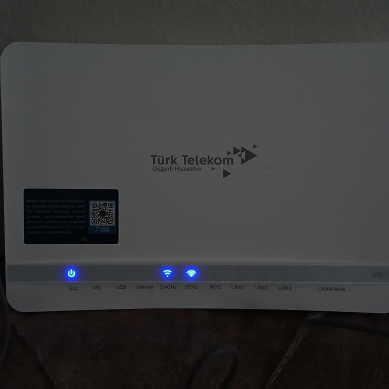 Sürekli Kopan İnternet Ve Çözümsüz Müşteri Hizmetleri Mağduriyeti