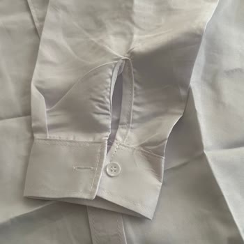 Kumaş Kalitesi Ve Müşteri Hizmetleri Konusunda Hayal Kırıklığı