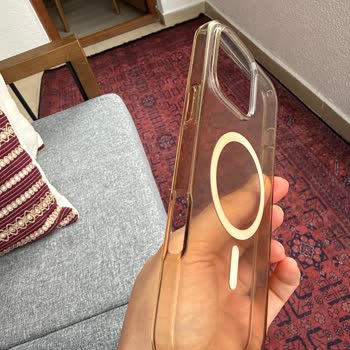 Spigen Türkiye Sararma Karşıtı Kılıf Kısa Sürede Sarardı Vaatler Tutulmadı!