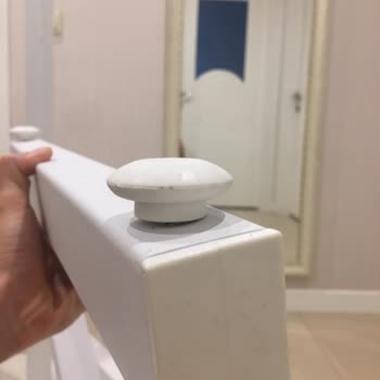 Aldığım Oyuncu Masasında Boya Deformasyonu Ve Montaj Sorunları