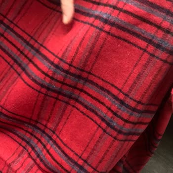 İndirimli Battaniyelerin Defolu Ve Lekeli Gelmesi Güvenimi Sarstı