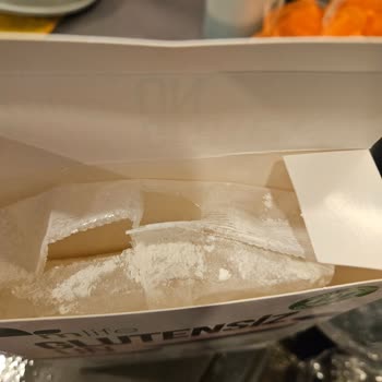 Yeni Açılan Un Paketinde Patlak Ambalaj Şoku