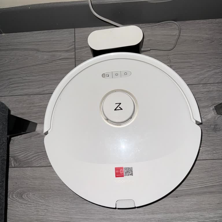 Defalarca Servise Gönderilen Robot Süpürge Hâlâ Şarj Olmuyor, Çözüm Sunulmuyor