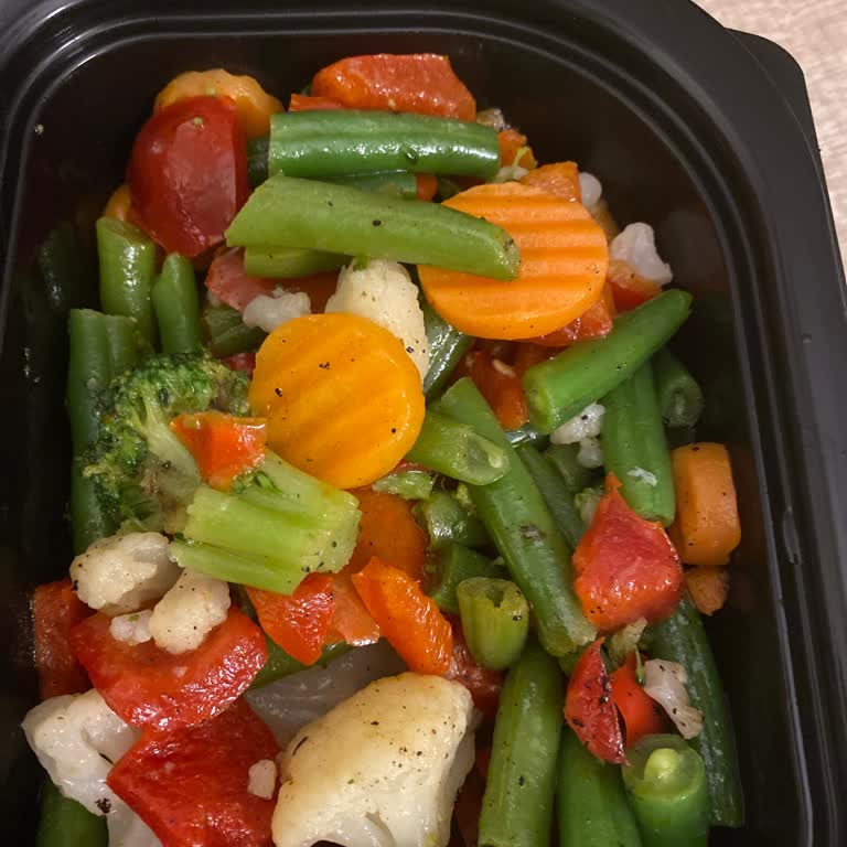 Donuk Sebzeli Tabak Ve İlgisiz Hizmet: Rings AVM Tavuk Dünyası'nda Hayal Kırıklığı