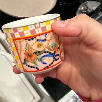 Kırık Fincan Takımı İçin Çözüm Bekliyorum