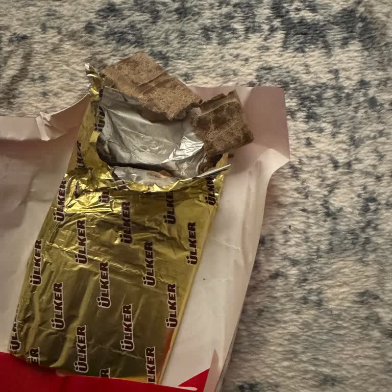 Şok Market'ten Küflü Ve Bozuk Ürün Satışı: Hijyen Ve Denetim Sorunu