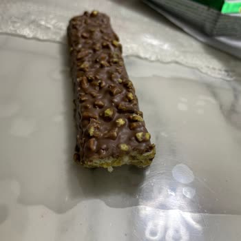 Aldığım Çikolatanın Üstü Eksikti Üretim Hatası Şoku Yaşadım