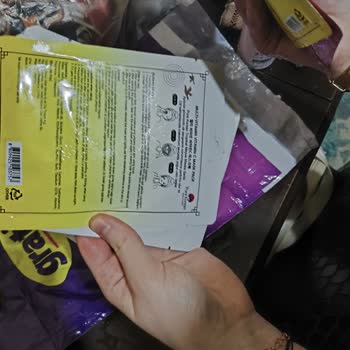 Gratis Siparişimde Tüm Ürünler Sıvı Dökülmüş Ve Yapış Yapış Geldi