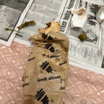 Siparişimde Yabancı Madde Ve Sinek Çıktı, Yetersiz İade Yapıldı