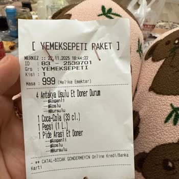 Siparişimde Yabancı Madde Ve Sinek Çıktı, Yetersiz İade Yapıldı