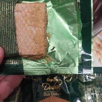 Gofret Paketinden Çıkan Siyah Kurt Hijyen Endişesi Yarattı