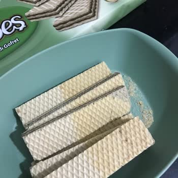 Hoşbeş Gofretin Bayat Tadı Ve Sert Şeker Parçacıkları Rahatsız Etti