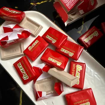 Aldığım Çikolatanın Bozuk Çıkması Sağlığımı Ve Güvenimi Tehlikeye Attı