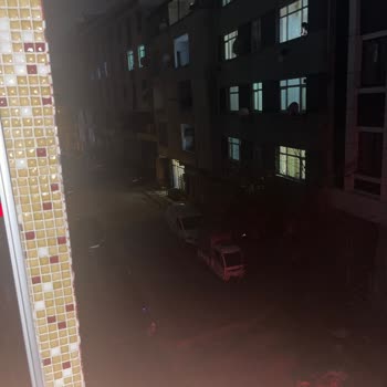 Sultangazi'de Sokak Lambalarının 2 Haftadır Yanmaması Güvenliği Tehdit Ediyor