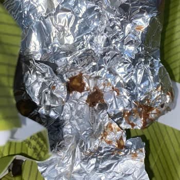 Çikolatadan Saç Çıkması Nedeniyle Hayal Kırıklığı Ve Güven Kaybı