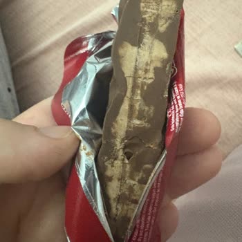 Taze Olması Gereken Tadelle Çikolatada Bayat Tat Ve Bozuk Koku Şoku