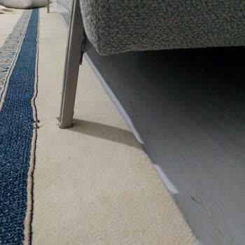 Koltuk Takımında Ayak Oynama Sorunu Ve Mağaza İlgisizliği