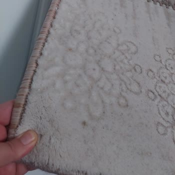 Defne Halı Yıkama (Çerkezköy) Hem İşçilik Hem İletişim Kötü ve Verilen Sözlerin Tutmuyor