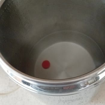 Patlayan Düdüklü Tencere Hayati Tehlike Yarattı, İade Ve Açıklama Talep Ediyorum