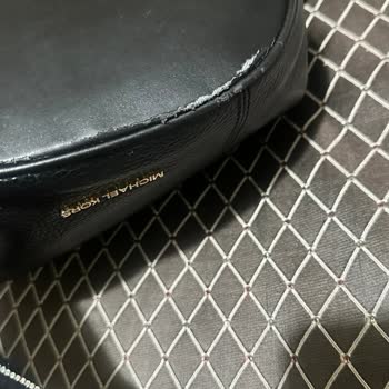 Amerikanbrands Deri Diye Satılan Michael Kors Çantalar Kısa Sürede Çatladı ve İletişim Kesildi